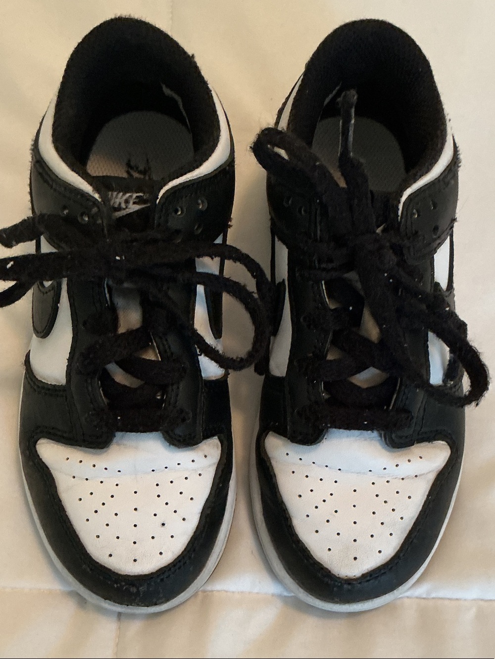 Nike Kids Unisex Black and White Low-Top “Panda” Sneakers